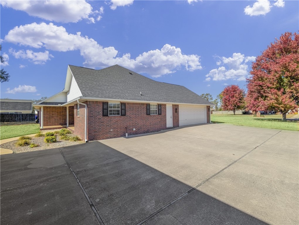 Billie Acres Sub Lowell - Residential