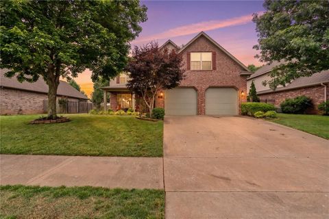 Photo of 4299 W Morning Mist Drive, Fayetteville, AR 72704 (MLS # 1348560)