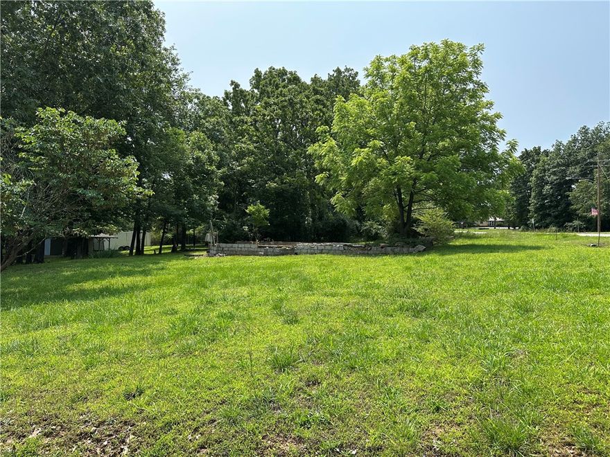 Don't miss this opportunity to own a fully equipped lot in the desirable Cedar Heights subdivision of Diamond City, Arkansas! Located right on State Highway 7/Diamond Blvd., this property is perfectly positioned with convenient access and high visibility.
This lot comes ready for your next home or vacation getaway with key improvements already in place:
Concrete pad – ideal for building or parking
Electric, water, and sewer connections – already on site and ready to use
Paved road frontage – directly off Diamond Blvd. for easy access
Best of all, Bull Shoals Lake is just around the corner, offering endless opportunities for boating, fishing, swimming, and lakefront relaxation. Whether you're looking for a peaceful retreat or an investment in a growing area, this lot checks all the boxes.
Call an agent for more information or to schedule a showing—your lake area getaway starts here!