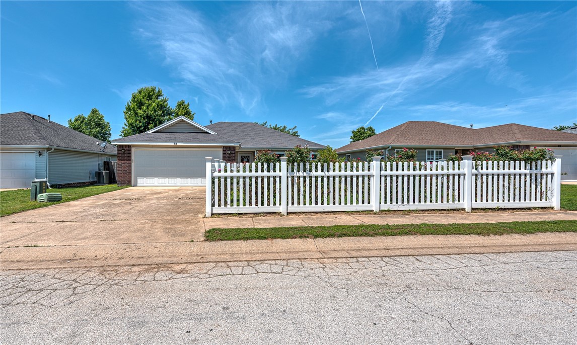 KRISTYL HEIGHTS SUB-BENTONVILLE - Residential