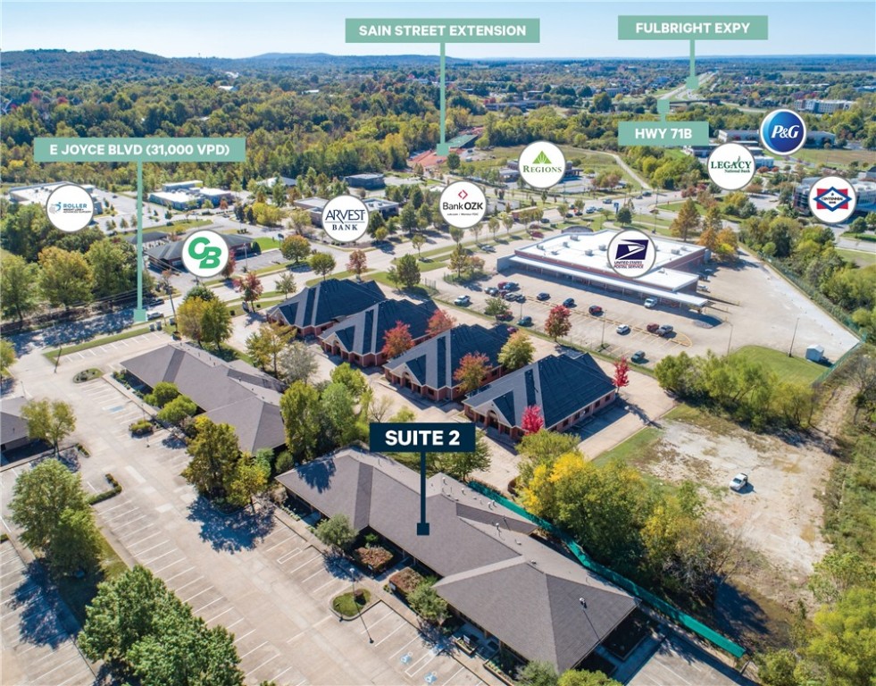 ±3,516 SF office/medical space available for sale and lease. This space has a full kitchen, 4 operating rooms, 4 exam rooms, 2 recovery areas and 5 offices. The 1st floor is equipped with oxygen & nitrous oxide lines. The 2nd floor is an executive suite with a full bath, shower and laundry room. Property is in a great location in Uptown Fayetteville. Also listed as MLS #1267947