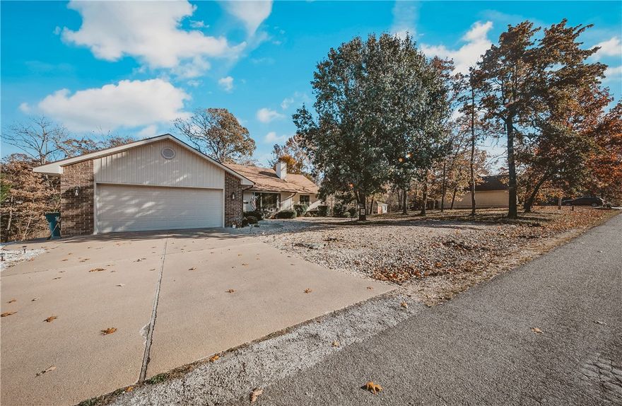 Healthy, wealthy and wise is a proverb associated with Benjamin Franklin, which describes a "well rounded, fulfilling life, encompassing physical and mental health, financial security and good judgment".  I cannot think of a better seque to describing this home on 10 Newburgh in that its attributes don't fit the proverb in a traditional way. Healthy in that it has new quartz countertops, LVP floors and LVT tile in the kitchen and bathrooms. It also has a xeriscape front and back yards and extra lot next door providing privacy or room to expand, Pella Windows and workshop in lower level, heated and cooled.  Wealthy being below  $400K, keeps a lot more money in your savings account and allows for a lower mortgage.  Wise in that it's 3 minutes to 1-49, Branchwood Rec Center This home on Newburgh hits the sentiment of Ben Franklin in so many ways which combined yield a pretty good life.  Make Ben proud and come see it for yourself!