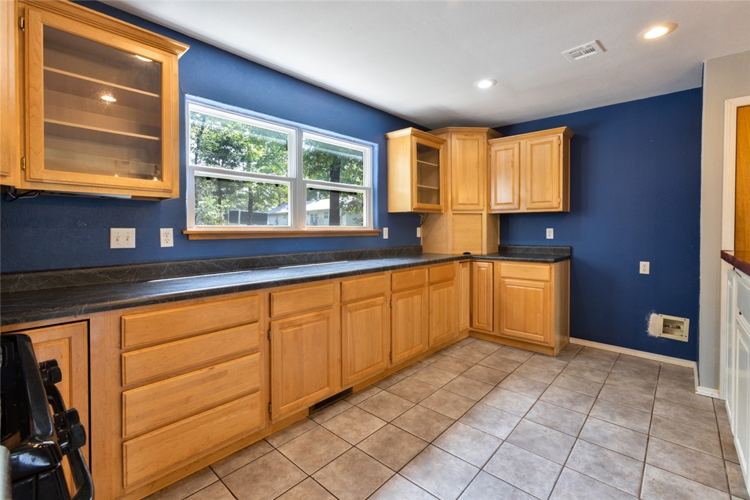 04-18-31-HIGHFILL - Residential
