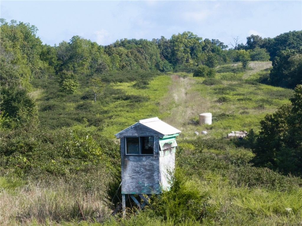 0 - Land