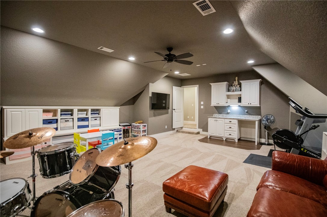 Woods Creek - Residential