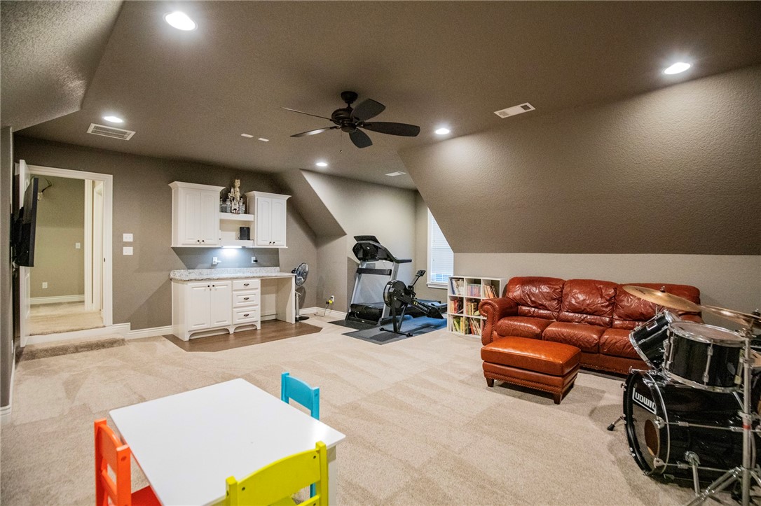 Woods Creek - Residential