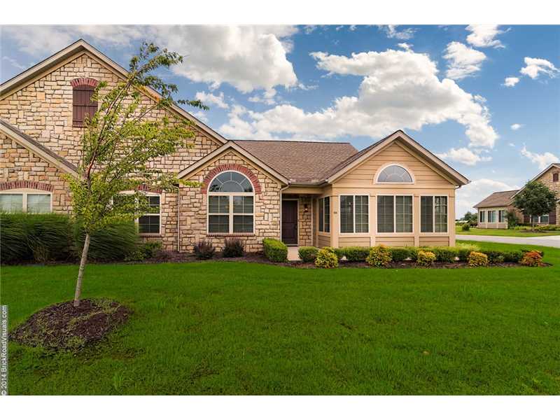 GORGEOUS TOWNHOME IN THE ARBORS SUBDIVISION, ENJOY FIRST CLASS AMENITIES AND MAINTENANCE FREE LIVING. THIS HOME FEATURES AN OPEN FLOOR PLAN WITH CATHEDRAL CEILINGS, GRANITE COUNTERTOPS, LARGE MASTER BEDROOM WITH WALK IN SHOWER AND CUSTOM TILE,DARK WOOD CABINETS IN KITCHEN WITH TILE FLOORS, HUGE LAUNDRY ROOM WITH SINK. CLUBHOUSE AND COMMUNITY SWIMMING POOL A SHORT WALK AWAY. MINUTES FROM THE WALMART HOME OFFICE.