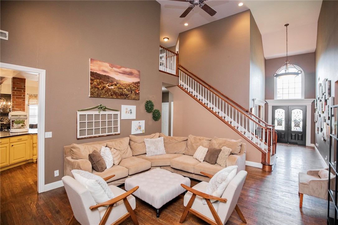 Highland Knolls Unit 2 Ph 2 Rogers - Residential