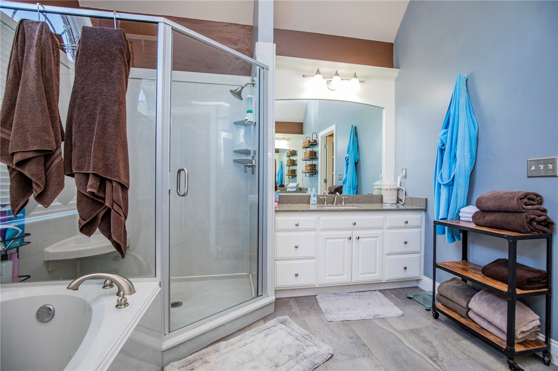 Highland Knolls Unit 2 Ph 2 Rogers - Residential