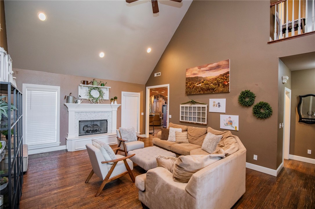 Highland Knolls Unit 2 Ph 2 Rogers - Residential