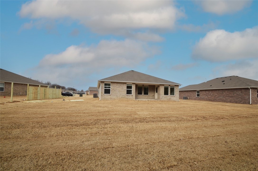 Wagon Wheel Crossing - Residential Lease