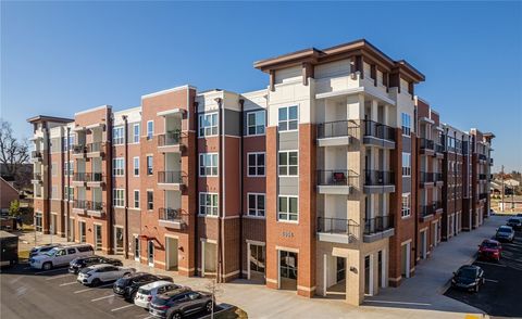 Photo of 4654 S Pinnacle Hills Parkway C124 #C124, Rogers, AR 72758 (MLS # 1336610)