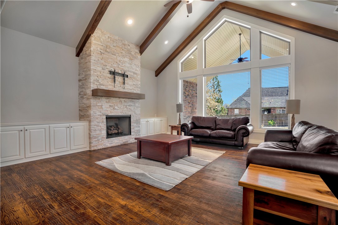 Estates At Woods Creek, The Bentonville - Residential