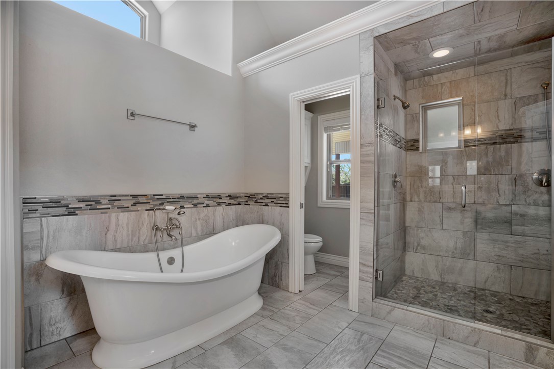 Estates At Woods Creek, The Bentonville - Residential