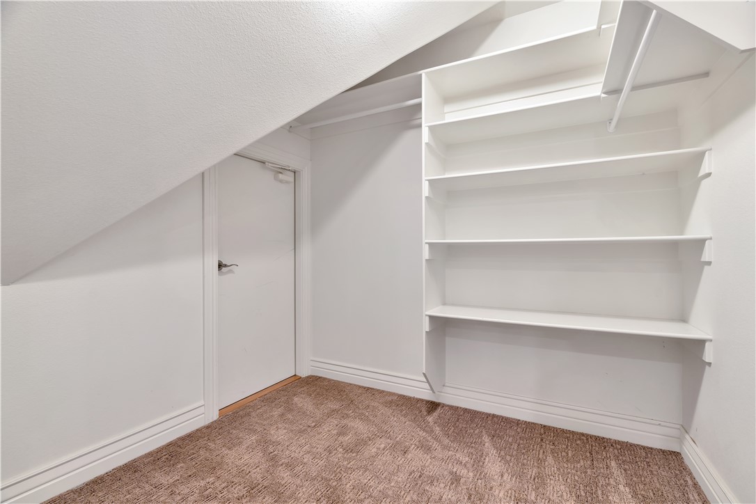 Estates At Woods Creek, The Bentonville - Residential