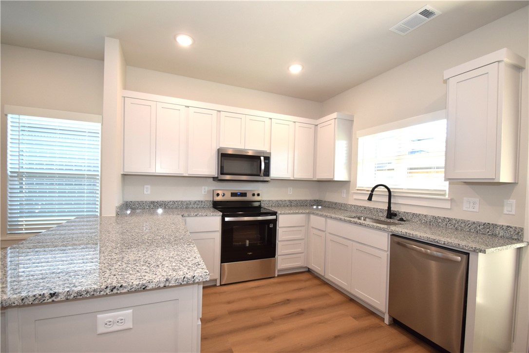 Daisy Road Duplexes Centerton - Residential Lease