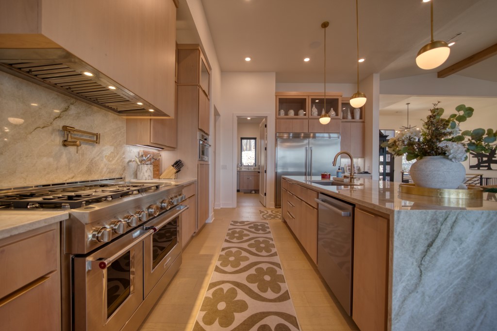 The Pointe Estates - Residential