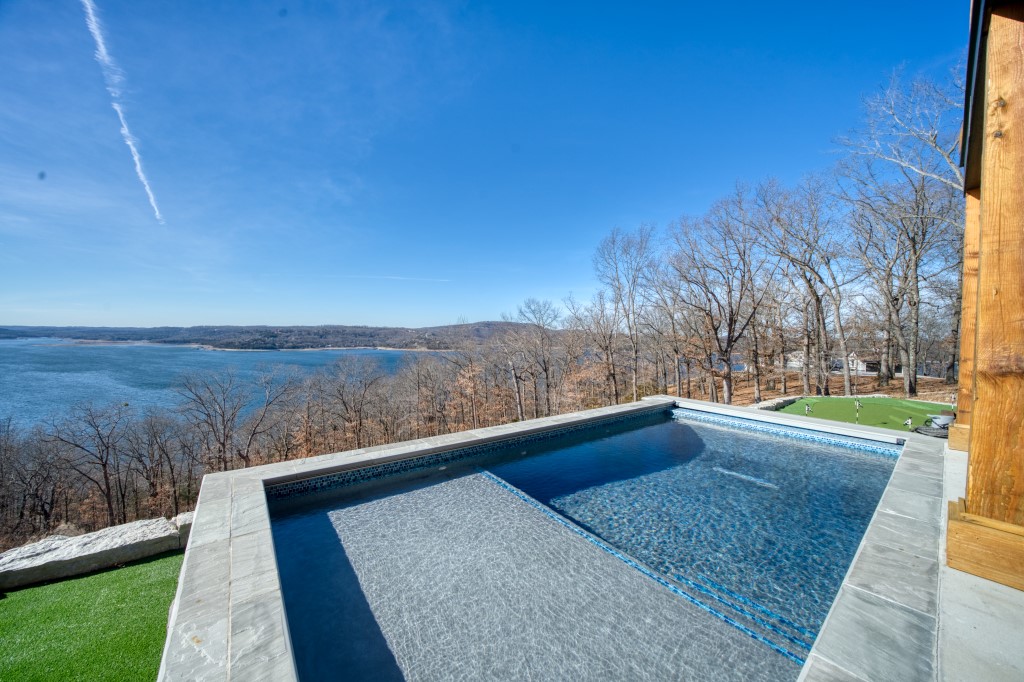 The Pointe Estates - Residential