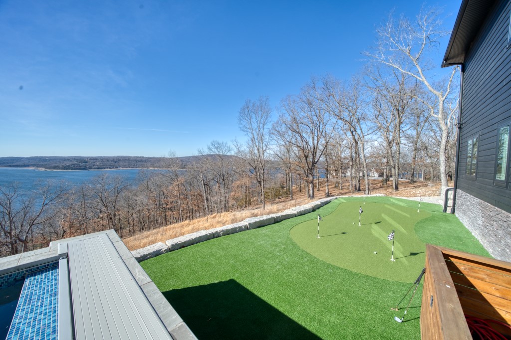 The Pointe Estates - Residential