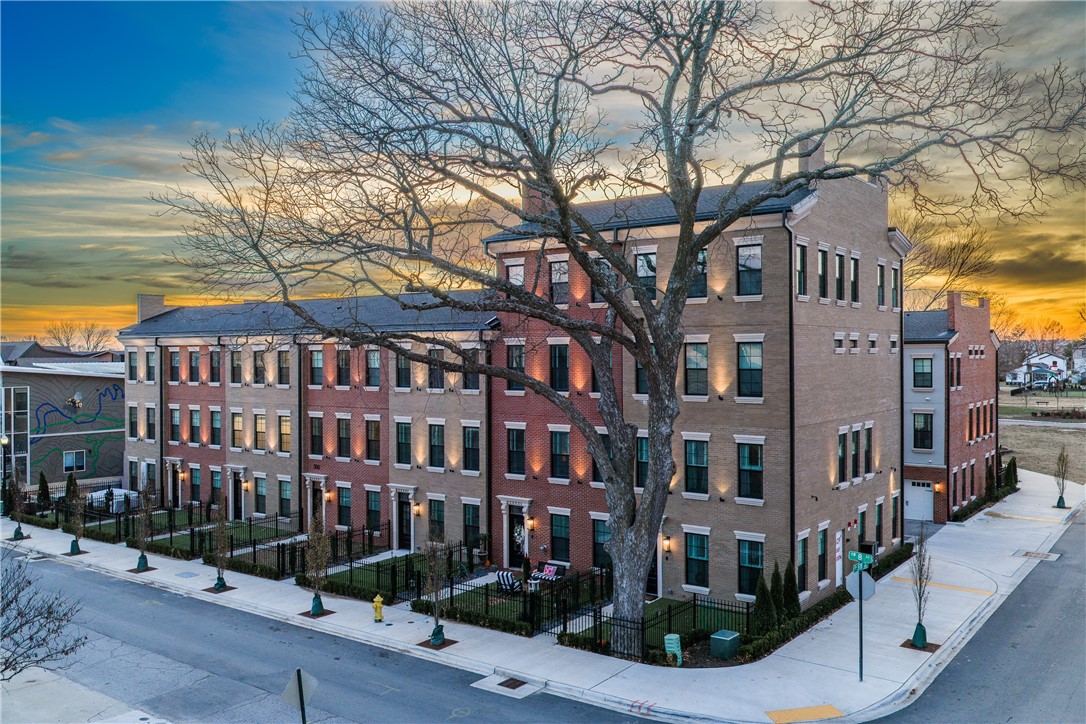 Oak One - Residential