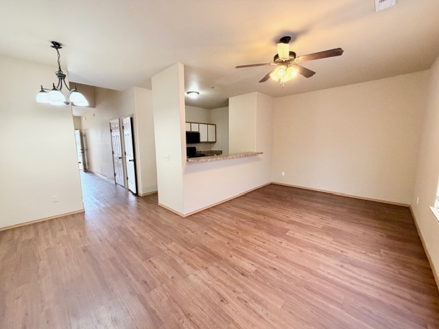 Stadium Centre Cottages Lts 1214 - Residential Lease