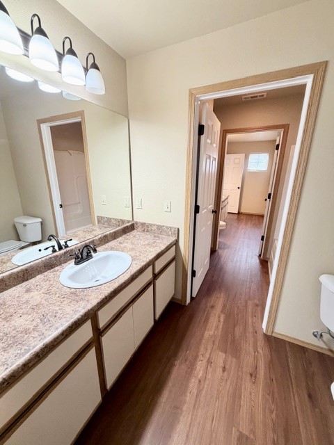 Stadium Centre Cottages Lts 1214 - Residential Lease