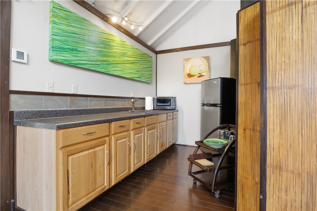 SHORECLIFF EST #1 - Residential