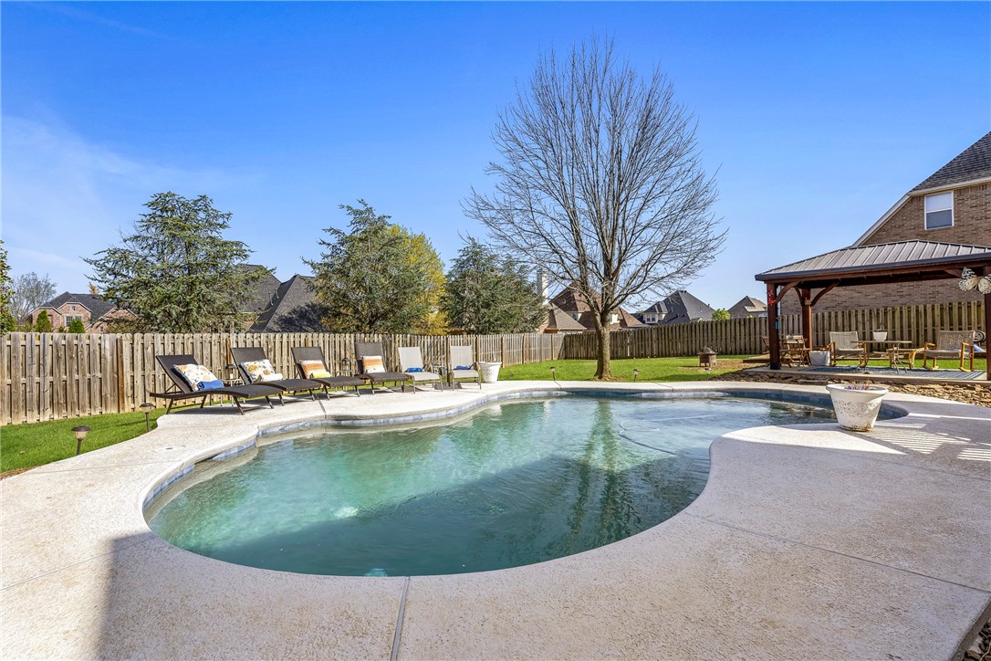 Peaks Ph Iii, The Rogers - Residential