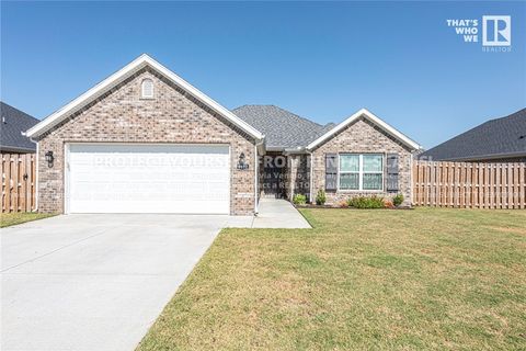 Photo of 4812 W Monaco Bend, Fayetteville, AR 72704 (MLS # 1330101)