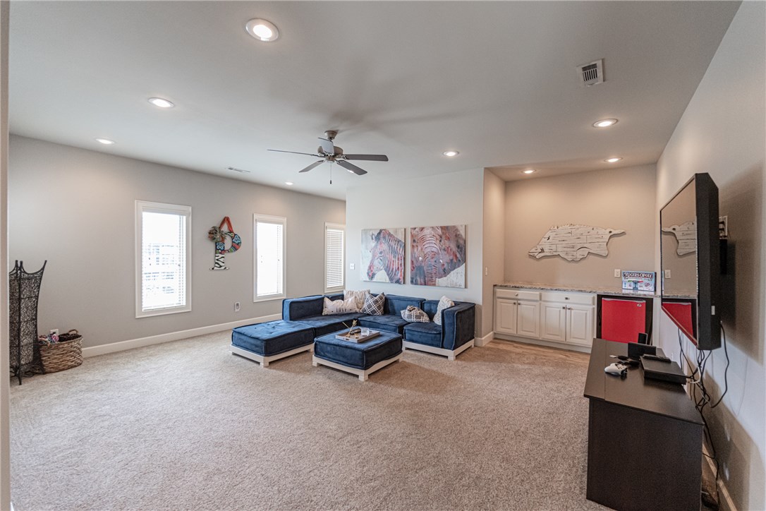 Ridgewood Sub Cave Spgs - Residential