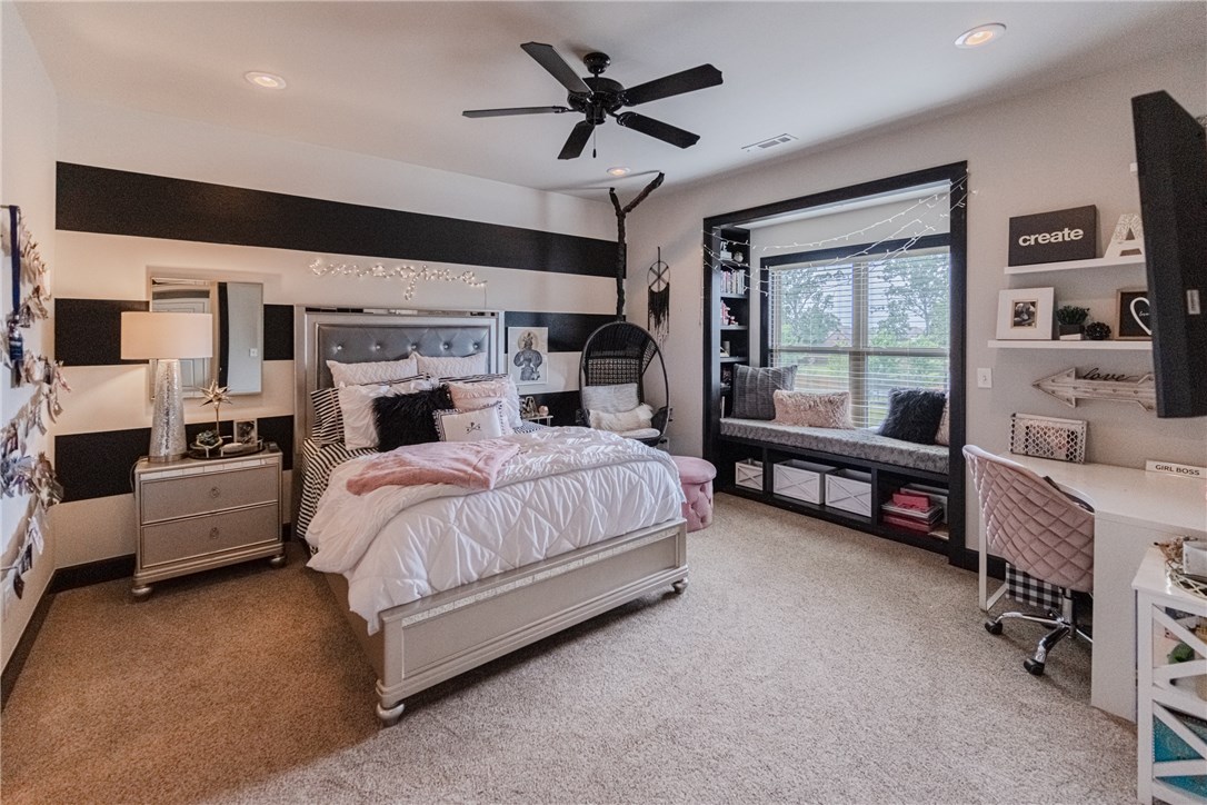 Ridgewood Sub Cave Spgs - Residential