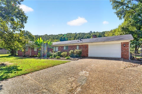 Photo of 1107 Princess Court, Russellville, AR 72801 (MLS # 1365830)