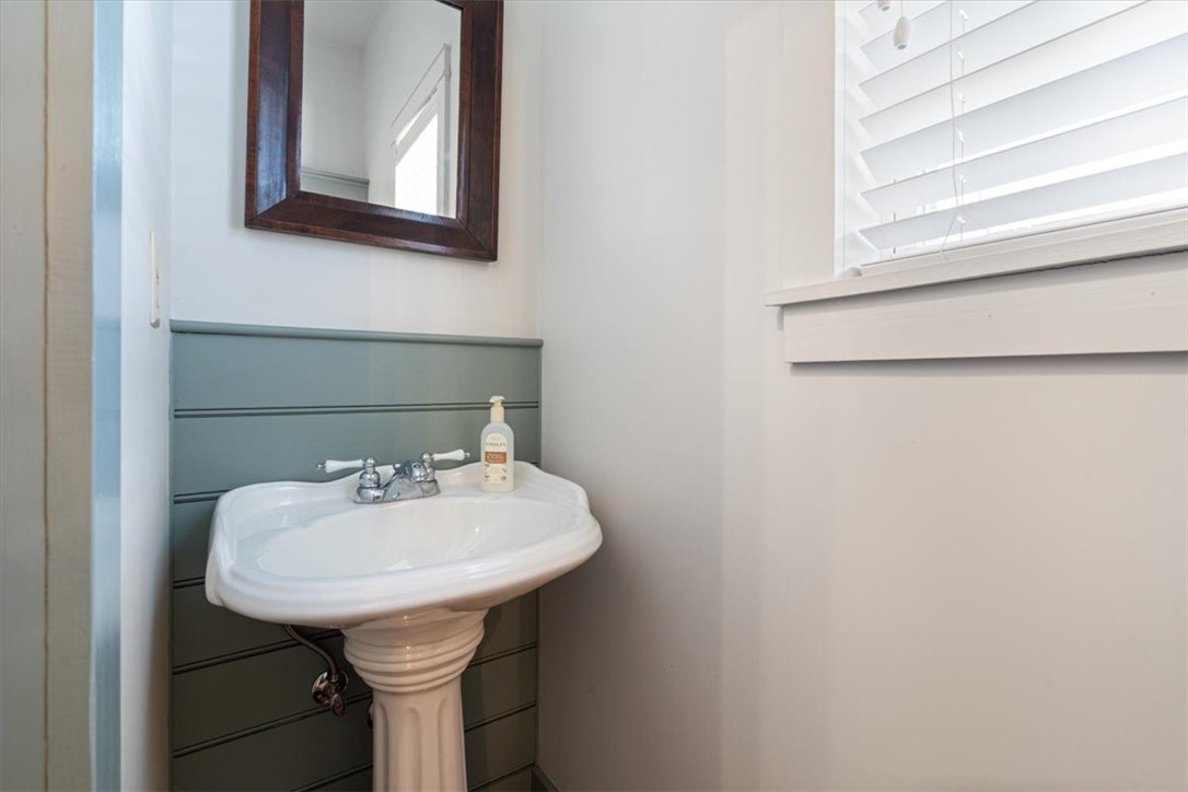 Dawn Hill C C Resort Rurban - Residential