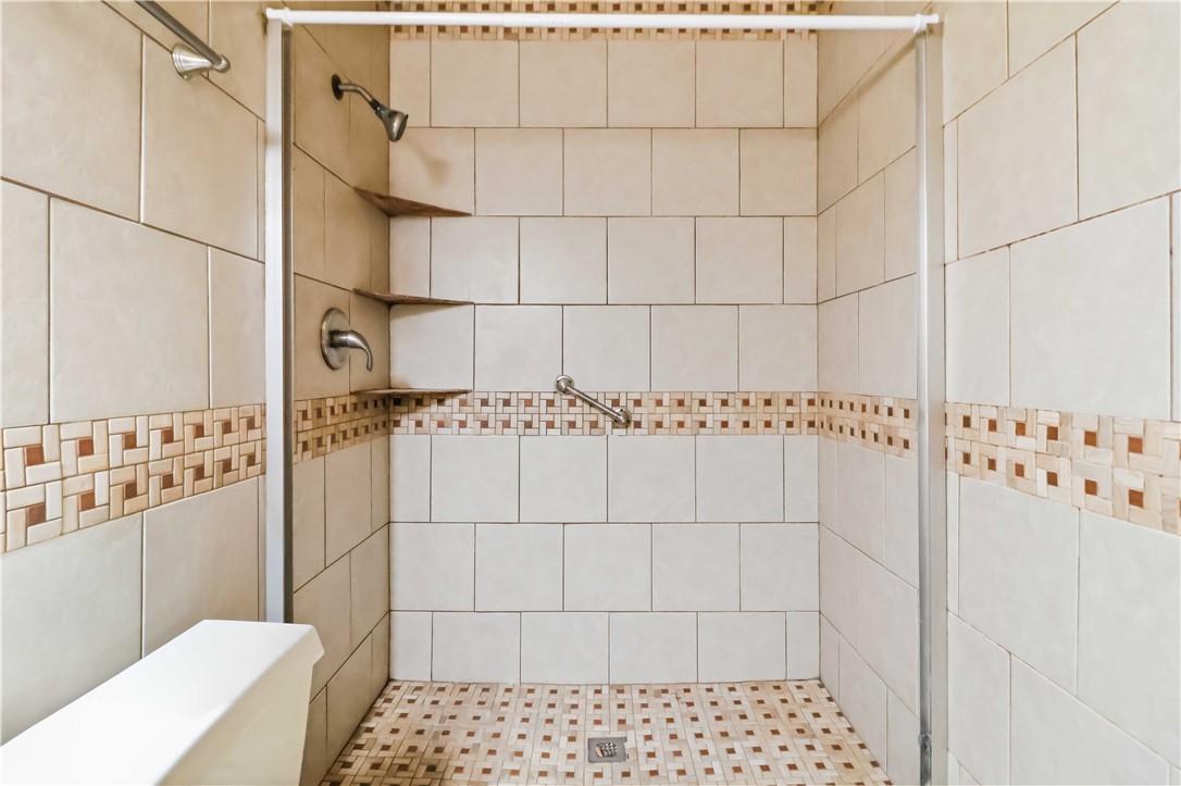 Monte Ne Terrace Rogers - Residential