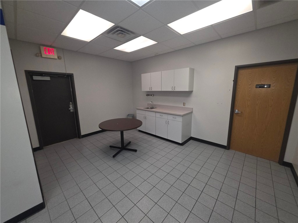 Fayetteville Outlots - Commercial Lease