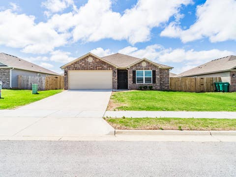 Photo of 1731 King Road, Centerton, AR 72719 (MLS # 1355156)