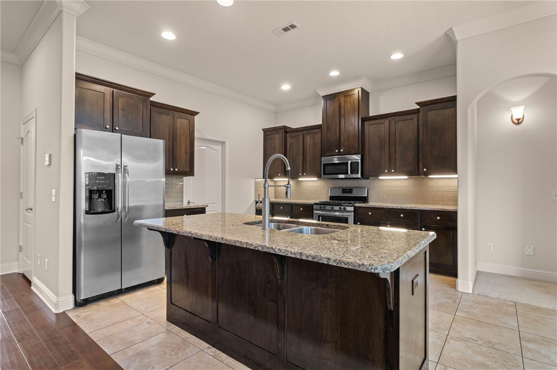 Cornerstone Iii - Residential