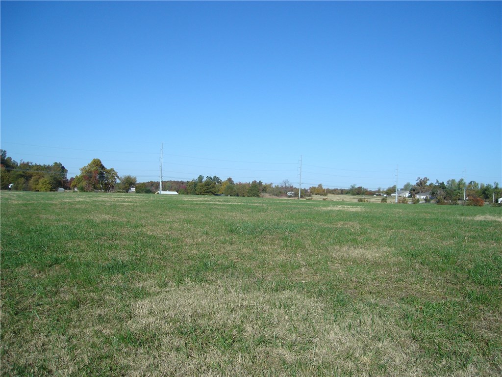 16-17-30 Springdale Outlots - Commercial Sale