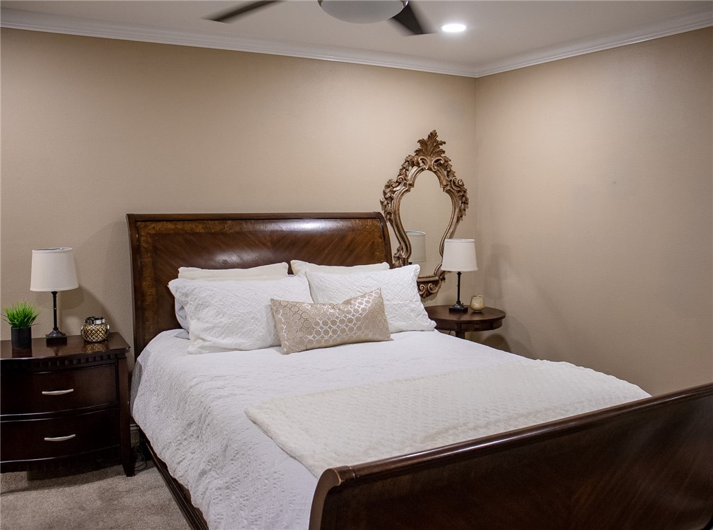 330 Dutchmans Condo - Residential