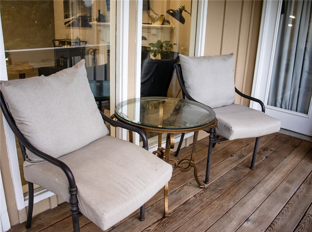 330 Dutchmans Condo - Residential