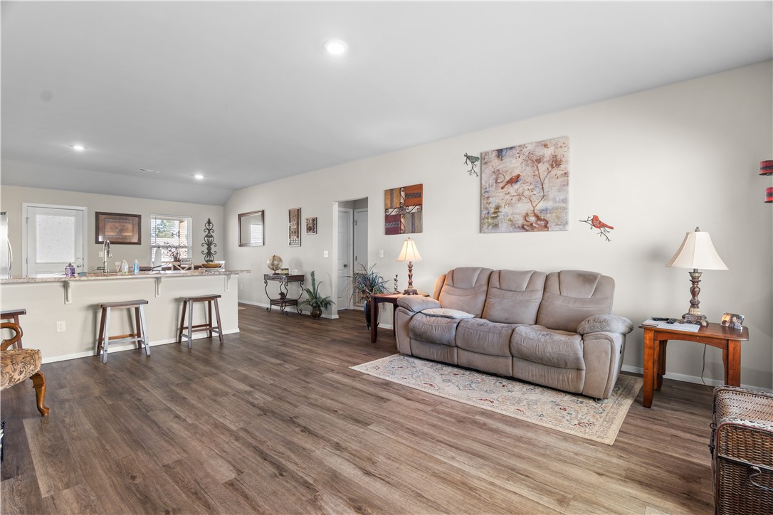 Walnut Hill Sub Ph Ii Pea Ridge - Residential