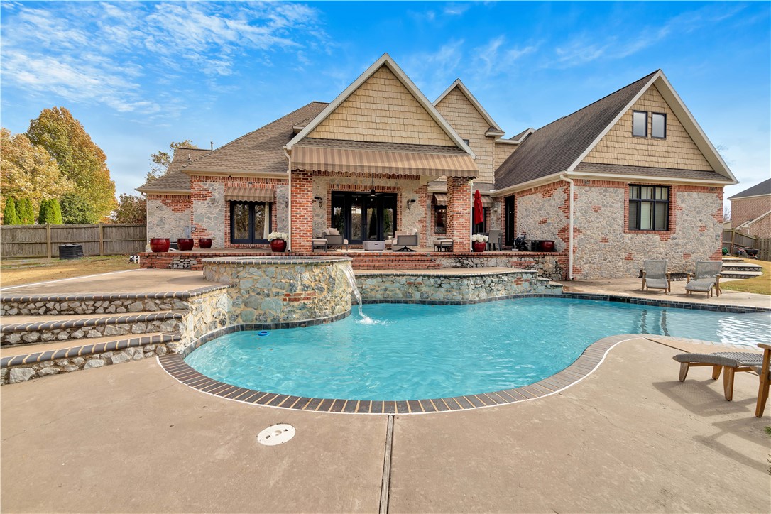 The Estates at Salem Hills - Residential