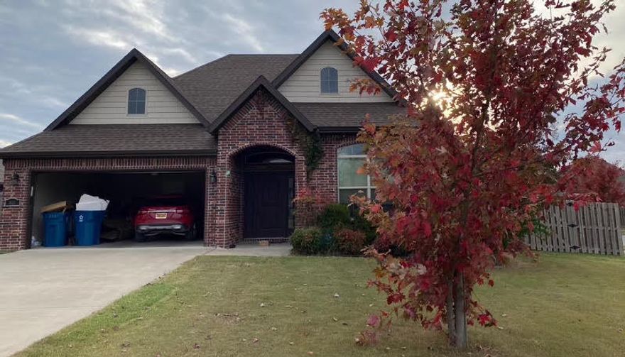 Excellent rental opportunity with several upgrades and plenty of space. This house features several amenities including open floor plan, crown molding, hardwood floors, granite counter tops through out, and all appliances are included. Nice fenced in back yard perfect for playtime with the family or entertaining guests. Great Location & Neighborhood. Don't miss out on this one.