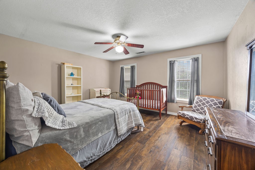 Red Oaks Country Estates Ph Ii - Residential