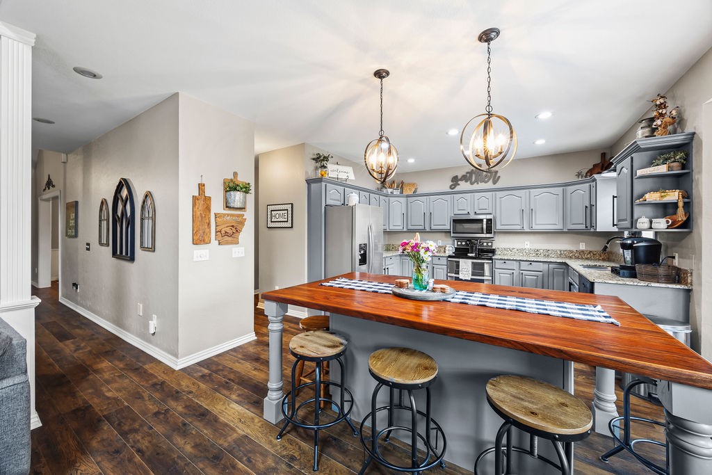 Red Oaks Country Estates Ph Ii - Residential