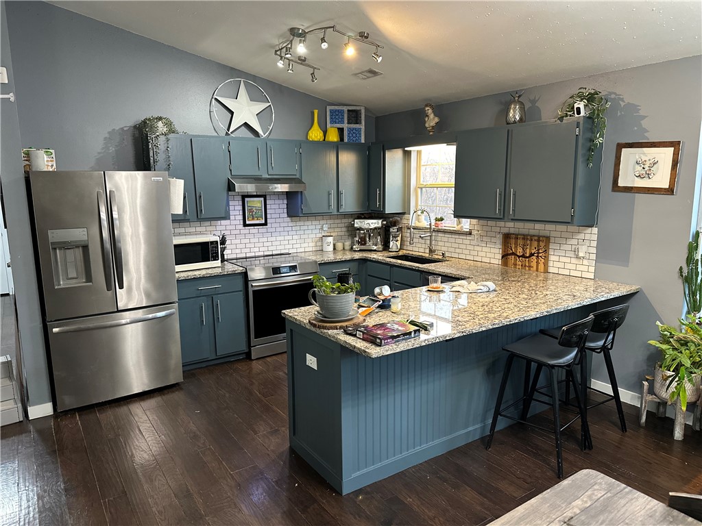 Nelson Sub Bvv - Residential Lease