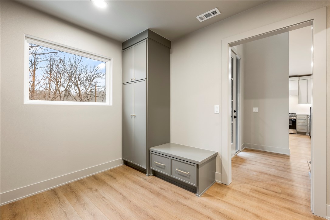 Selkirk Sub Bvv - Residential