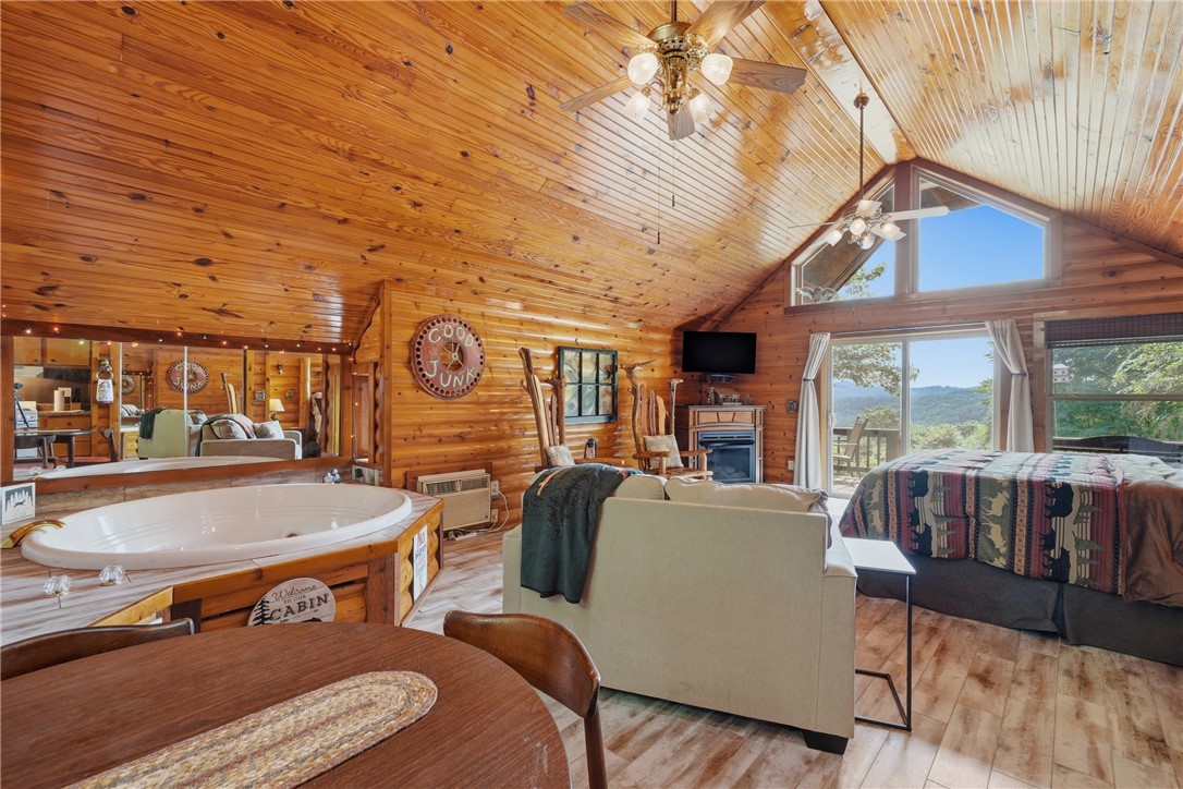 Whippoorwill Estates - Residential