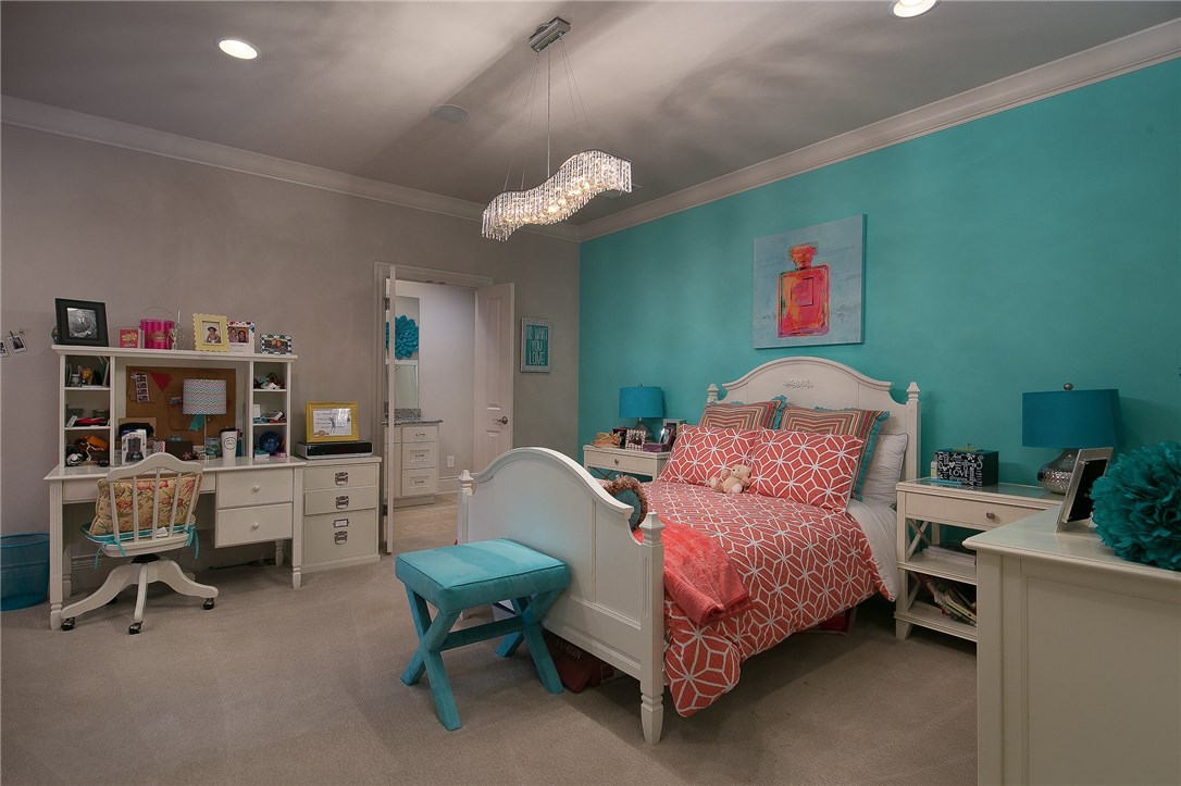 PINNACLE - Residential