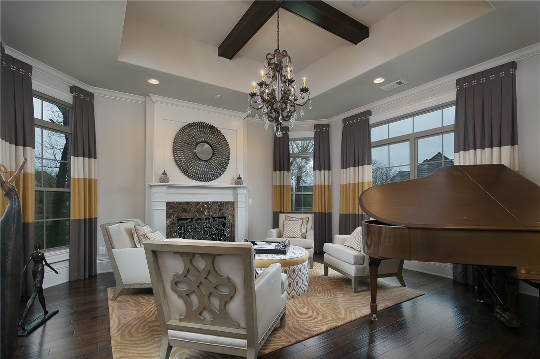 PINNACLE - Residential